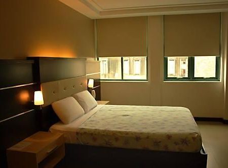 Olongapo Travel Lodge Esterno foto