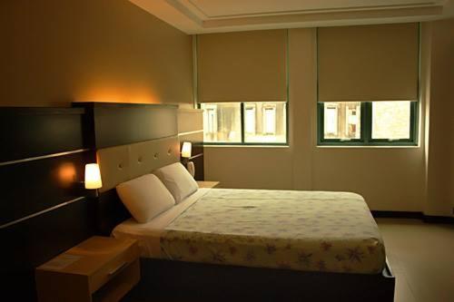 Olongapo Travel Lodge Esterno foto
